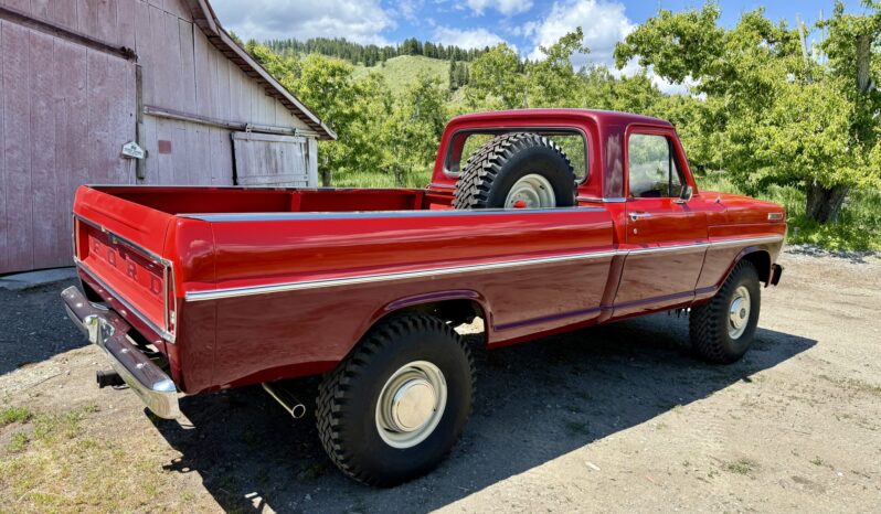 								1967 Ford F-250 Highboy 4×4 4-speed full									