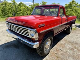 										1967 Ford F-250 Highboy 4×4 4-speed full									