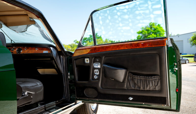 								1971 Rolls-Royce Silver Shadow 2-Door Saloon full									