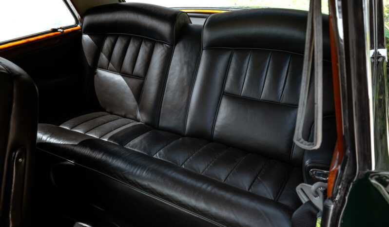 								1971 Rolls-Royce Silver Shadow 2-Door Saloon full									