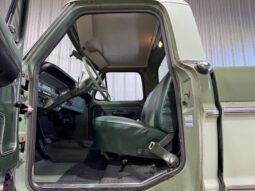 										1971 Ford F-100 Sport Custom full									