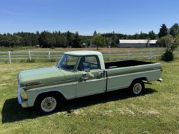 										1971 Ford F-100 Sport Custom full									