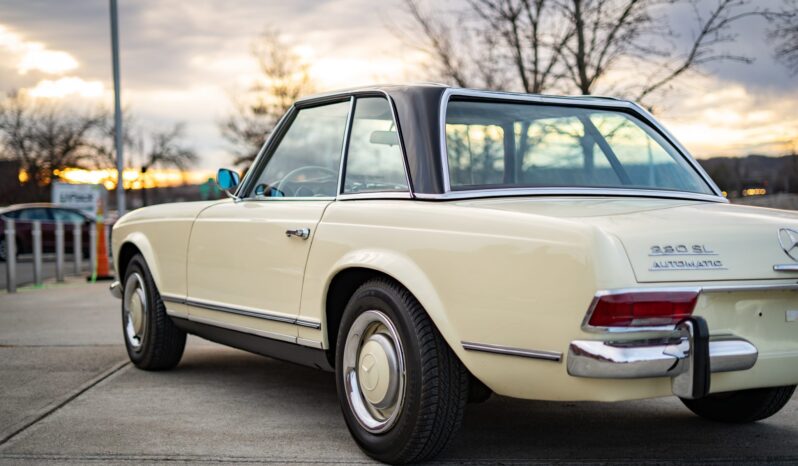 								1965 Mercedes-Benz 230SL full									