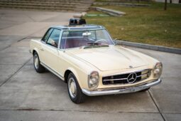 										1965 Mercedes-Benz 230SL full									