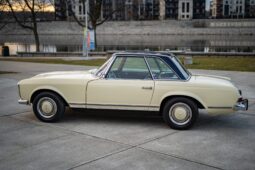 										1965 Mercedes-Benz 230SL full									