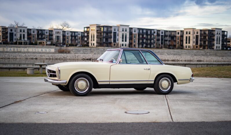 								1965 Mercedes-Benz 230SL full									