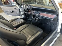 1971 Porsche 911T Targa 5-Speed full