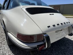 1971 Porsche 911T Targa 5-Speed full