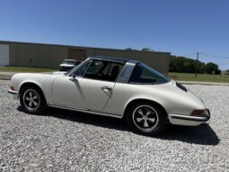 1971 Porsche 911T Targa 5-Speed full