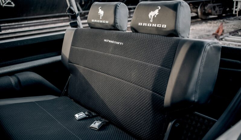 								1977 Ford Bronco full									