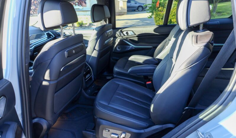								2024 BMW X7 M60i full									