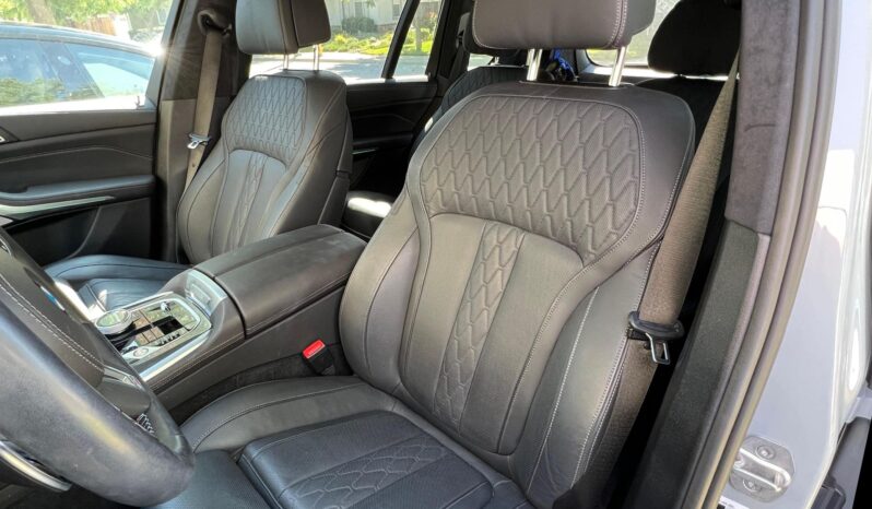 								2024 BMW X7 M60i full									
