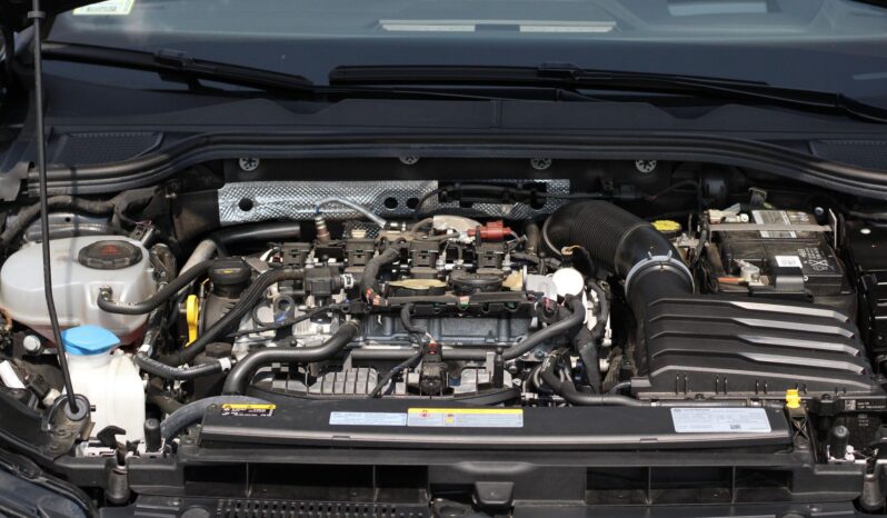 								2023 Volkswagen Golf R 20th Anniversary Edition full									