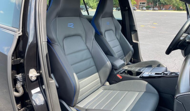 								2023 Volkswagen Golf R 20th Anniversary Edition full									