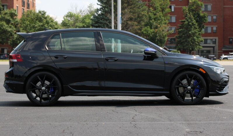 								2023 Volkswagen Golf R 20th Anniversary Edition full									