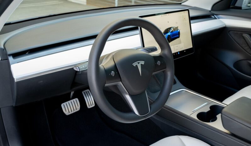 								2022 Tesla Model 3 Performance full									