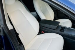										2022 Tesla Model 3 Performance full									