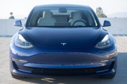 										2022 Tesla Model 3 Performance full									