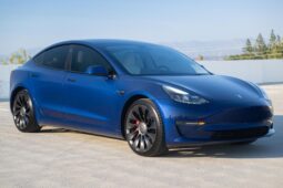 										2022 Tesla Model 3 Performance full									