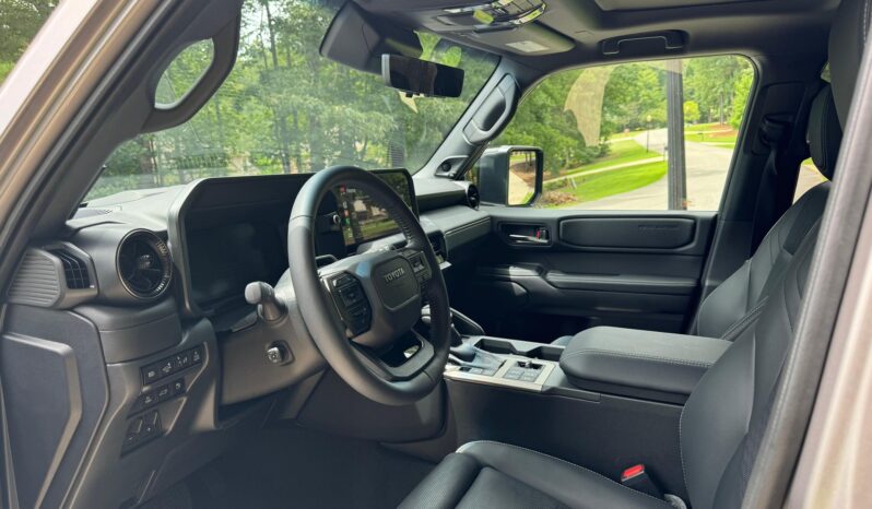 								2024 Toyota Land Cruiser First Edition full									
