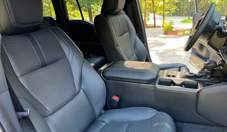 								2024 Toyota Land Cruiser First Edition full									
