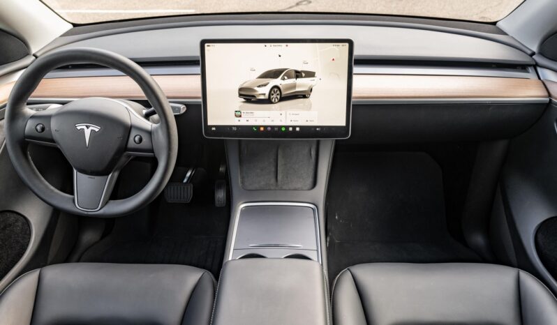 								2023 Tesla Model Y Long Range AWD full									