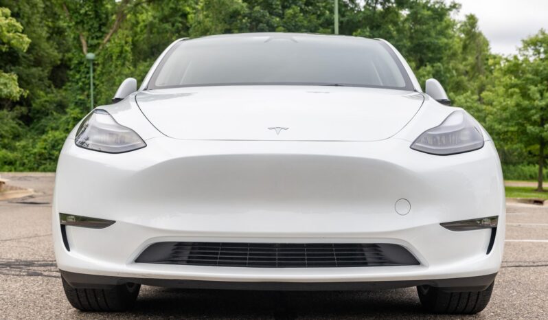 								2023 Tesla Model Y Long Range AWD full									
