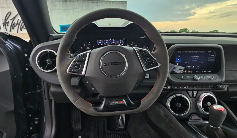								2023 Chevrolet Camaro ZL1 Coupe full									
