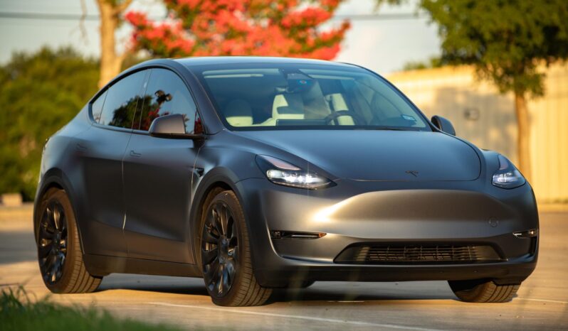 								2023 Tesla Model Y Performance full									