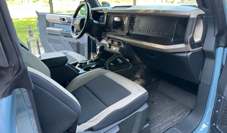 								2022 Ford Bronco Big Bend full									