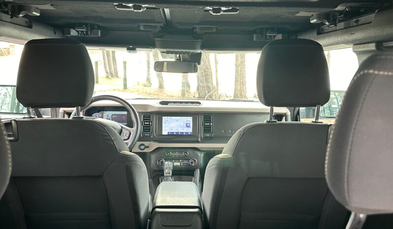 								2022 Ford Bronco Big Bend full									