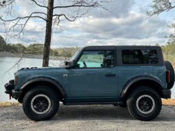 										2022 Ford Bronco Big Bend full									