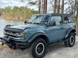 										2022 Ford Bronco Big Bend full									
