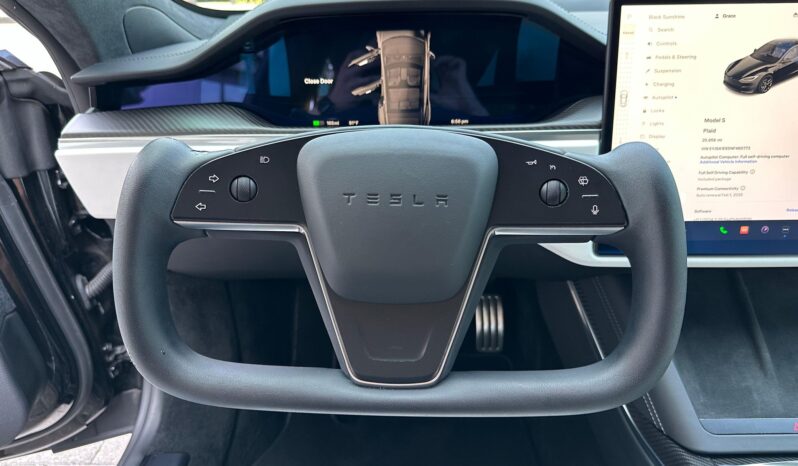								2022 Tesla Model S Plaid full									