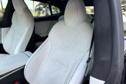 										2022 Tesla Model S Plaid full									
