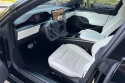 										2022 Tesla Model S Plaid full									