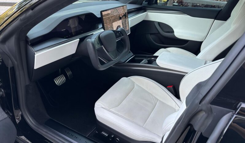 								2022 Tesla Model S Plaid full									