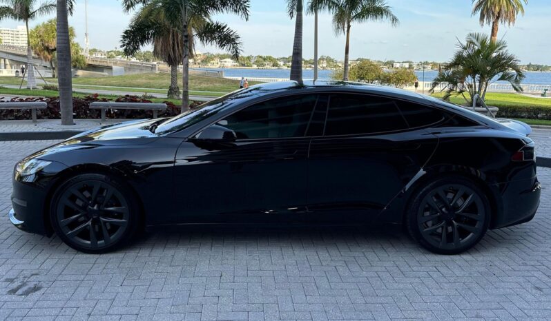 								2022 Tesla Model S Plaid full									