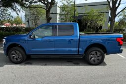 2022 Ford F-150 Lightning Lariat full