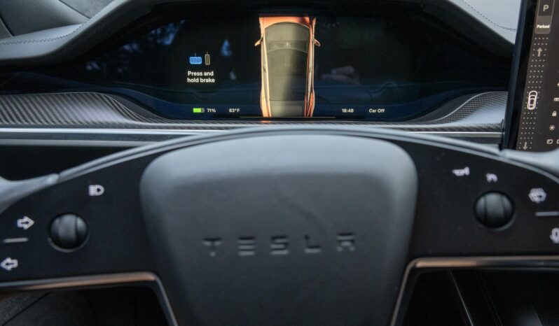 								2022 Tesla Model S Plaid full									