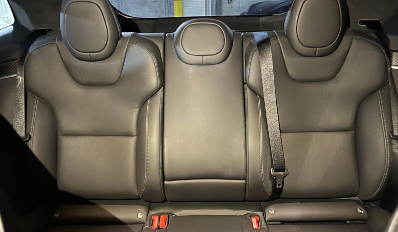 								2022 Tesla Model S Plaid full									