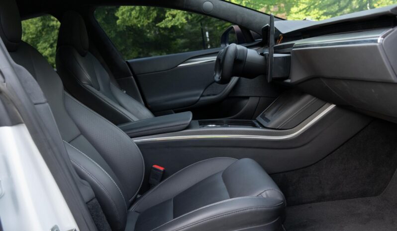 								2022 Tesla Model S Plaid full									