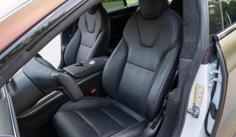 								2022 Tesla Model S Plaid full									