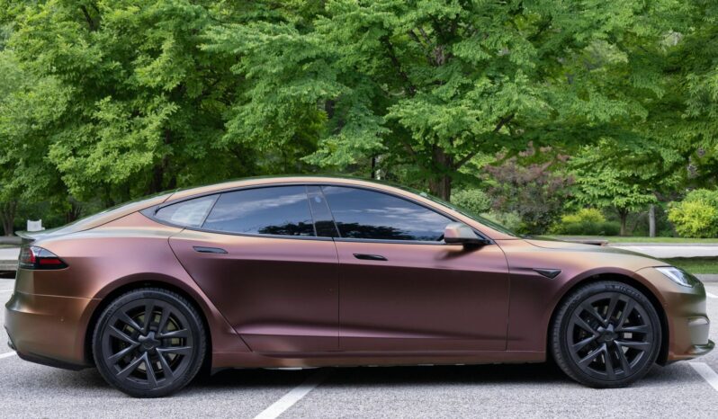 								2022 Tesla Model S Plaid full									