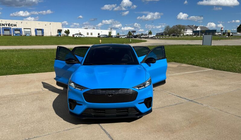2022 Ford Mustang Mach-E GT 1