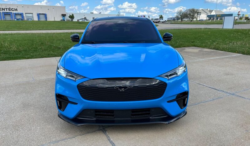 								2022 Ford Mustang Mach-E GT full									