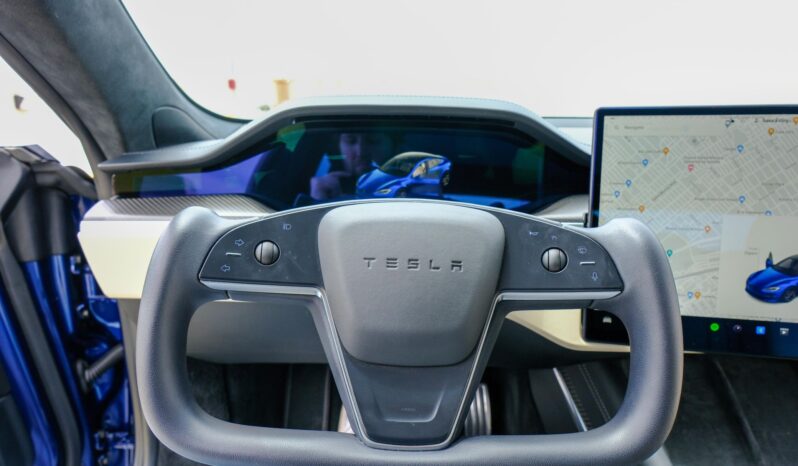 								2023 Tesla Model S Plaid full									