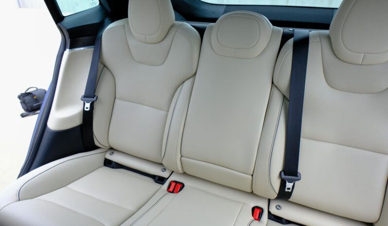 								2023 Tesla Model S Plaid full									