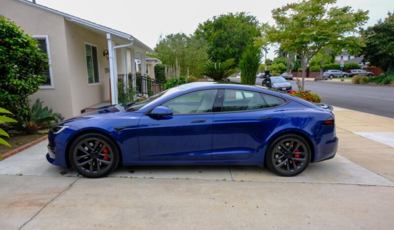 								2023 Tesla Model S Plaid full									