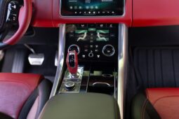 2022 Land Rover Range Rover Sport SVR full